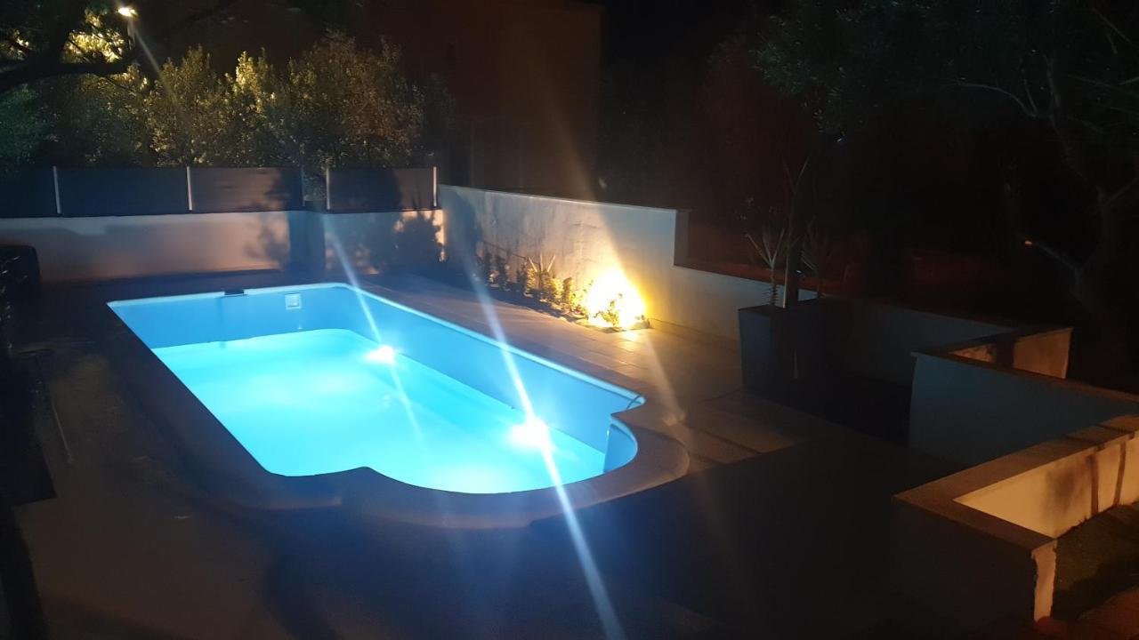 Villa House Oliva With Private Pool And Large Garden Stari Grad  Exterior foto